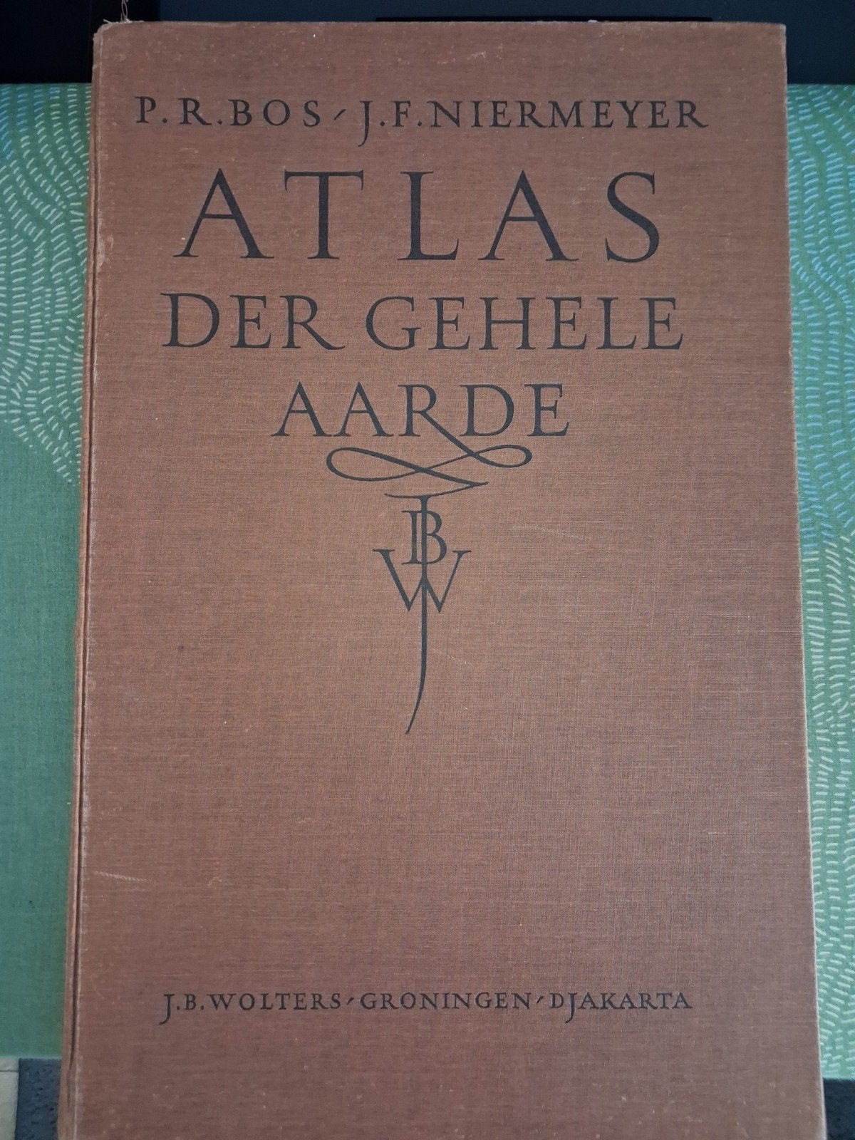 Bos-Niermeyer Schoolatlas der Gehele Aarde - 1955, Gelezen, Bosatlas, Ophalen of Verzenden, 1800 tot 2000