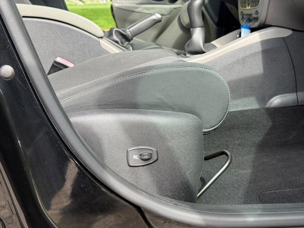 Foto 12 van Renault Mégane 1.6 Authentique (bj 2011)