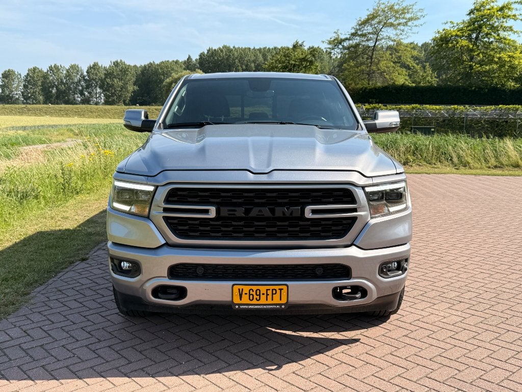 RAM 1500 RAM 1500 BIG Horn 2024 Grijs, Automaat, Stof, Origineel Nederlands, Vierwielaandrijving