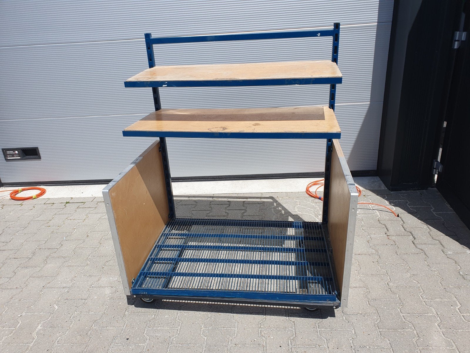 Zeer degelijke zware werkbank / opbergrek met zwenkwielen, Ophalen of Verzenden, Gebruikt, 170 cm of meer