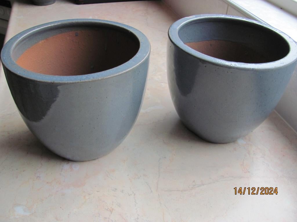 2 x grijsblauwe RONDE schaal BONSAI rond terracotta spikkels, Gebruikt, Rond, Ophalen of Verzenden, Balkon