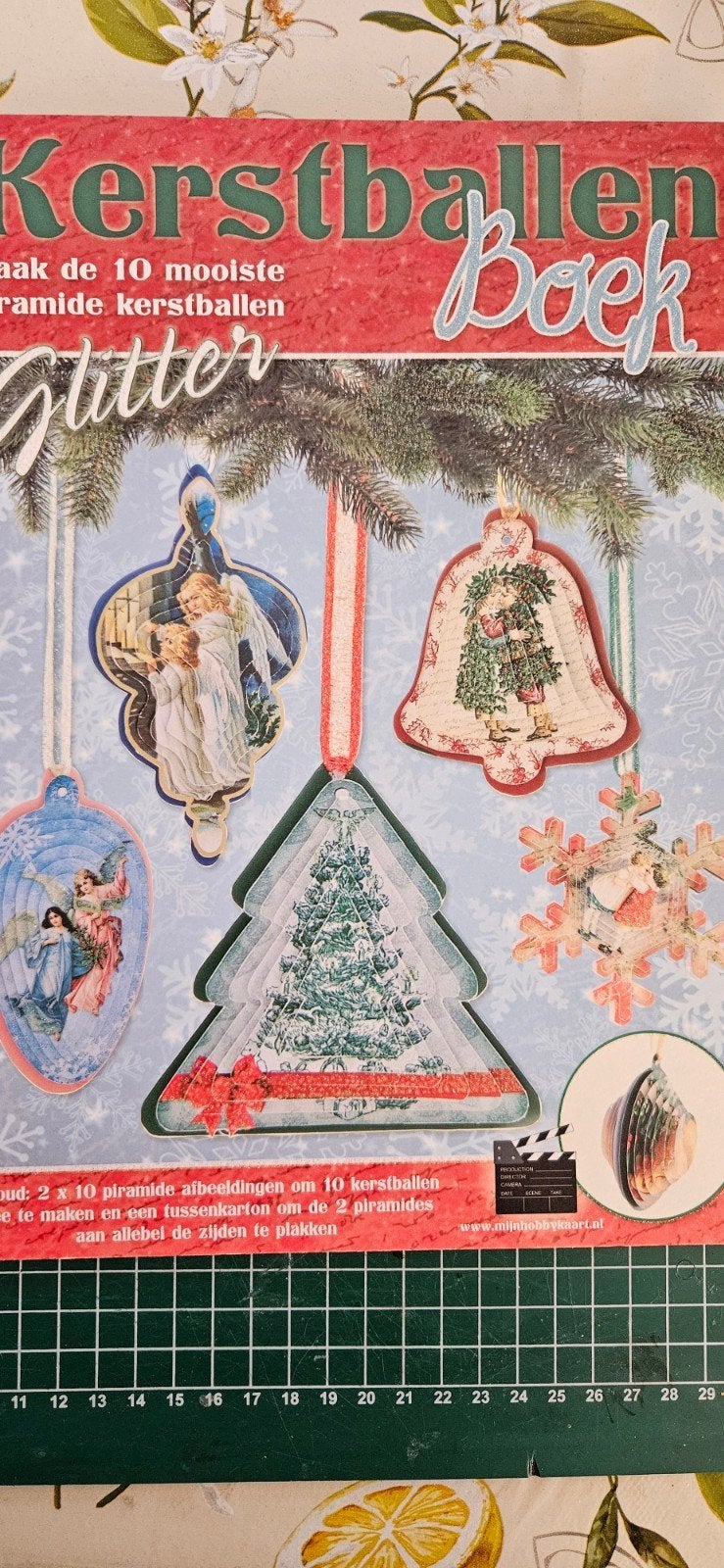 Kerstballenboek met glitter, Hobby en Vrije tijd, Ophalen of Verzenden, Nieuw, Kerst, Overige typen