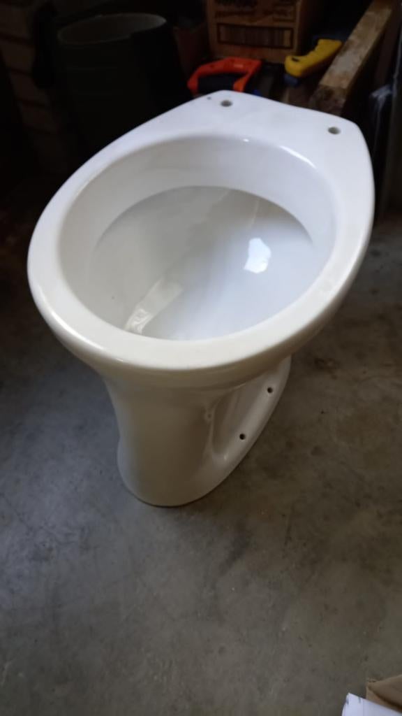 Toiletpot wit, nieuw., Ophalen, Overige typen, Nieuw, 50 tot 100 cm