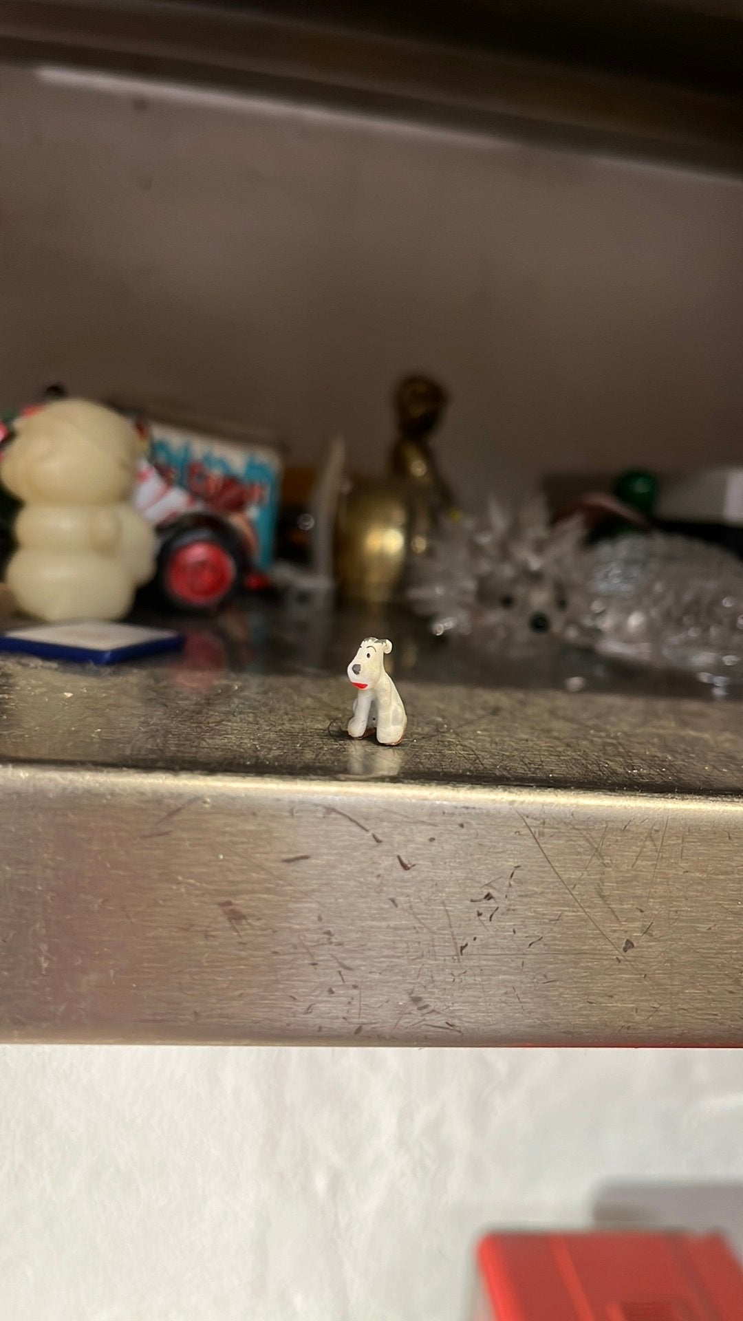 Bobby Kuifje kleinste hondje van de collectie mega Rare, Ophalen of Verzenden, Zo goed als nieuw, Poppenhuis