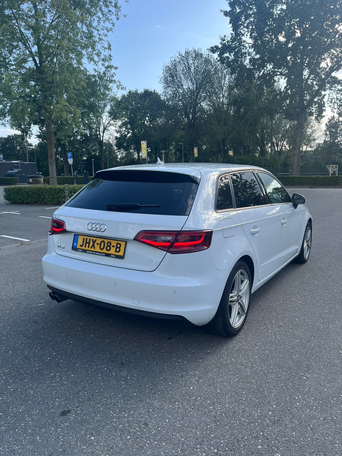 Audi A3 1.8 Tfsi 132KW Sportback AUT 2013 Wit, Auto's, Euro 5, Zwart, 4 cilinders, Overige bekleding