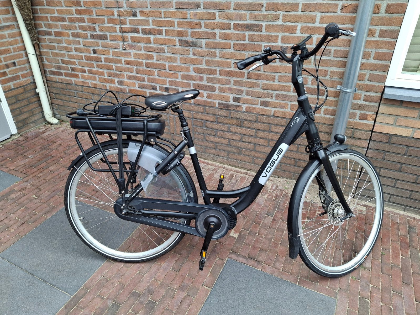 Vogue elektrische fiets met Bafang motor, Gebruikt, 51 tot 55 cm, 30 tot 50 km per accu, Ophalen