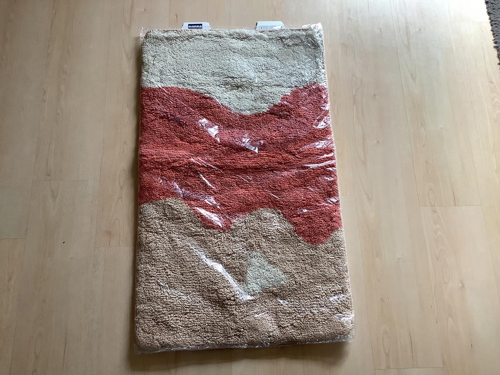 Badmat nieuw, Ophalen, Nieuw