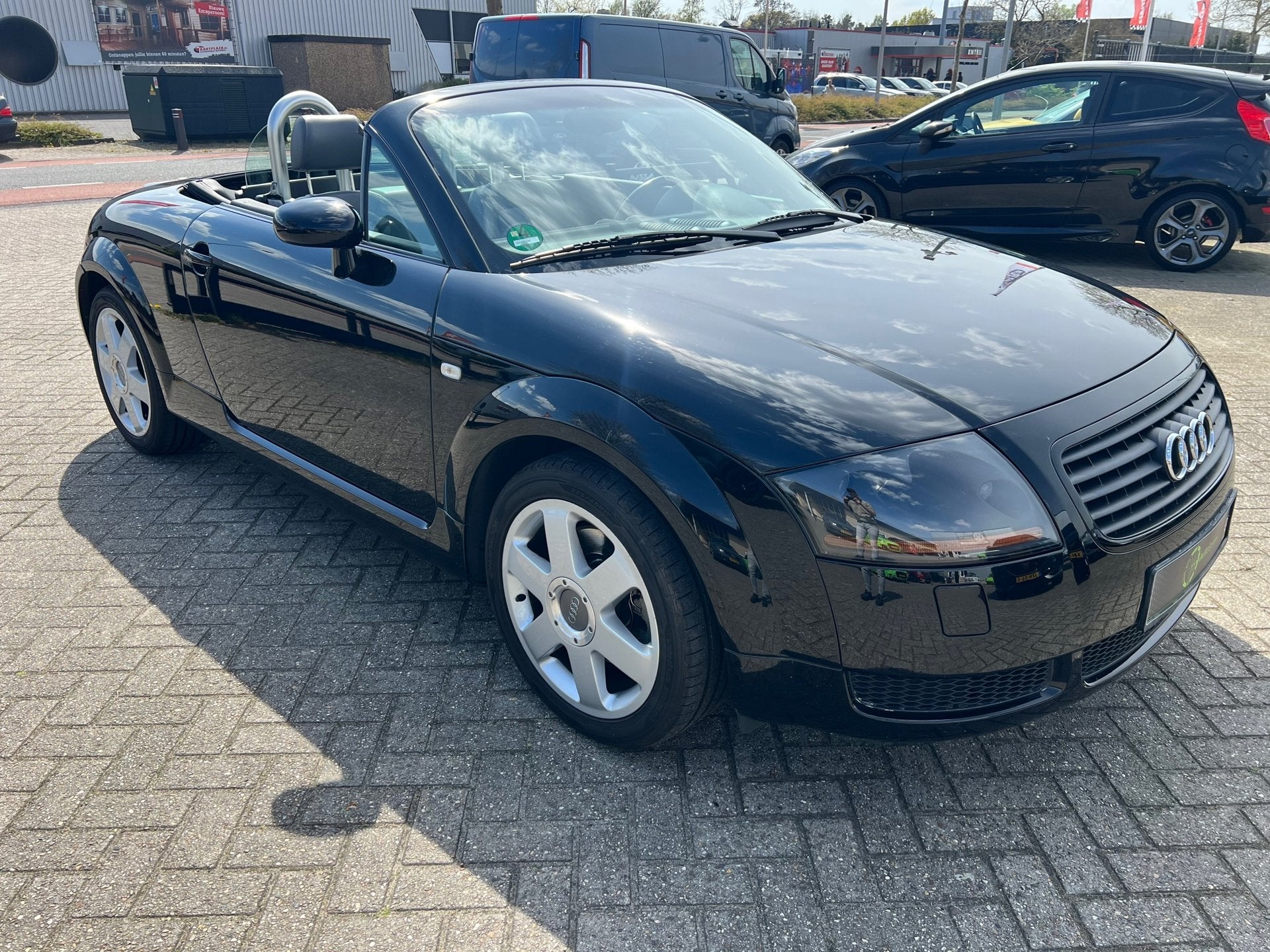Audi TT Roadster 1.8 5V Turbo, Voorwielaandrijving, TT, Gebruikt, 4 cilinders