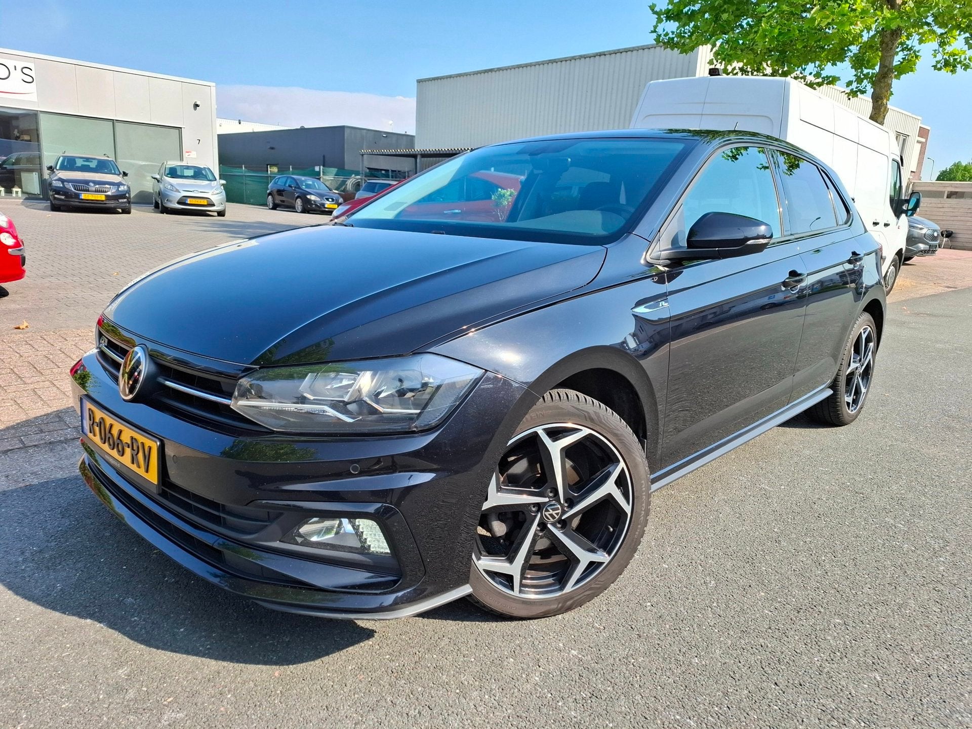 Volkswagen Polo 1.0 TSI Highline Business R AUTOMAAT/ADAPTIV, Stof, Gebruikt, Bedrijf, 600 kg