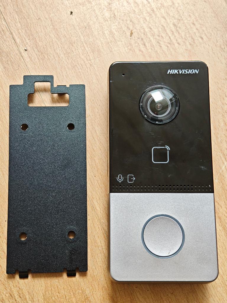 Hikvision Door Station (deurbel), Huis en Inrichting, Deurbellen, Ophalen of Verzenden, Bewegingsdetectiesensor, Zo goed als nieuw