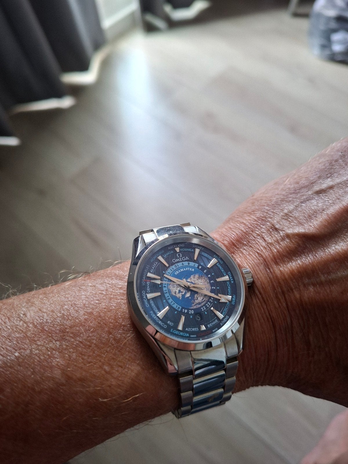 Omega Seamaster Worldtimer Co-Axial Master Chronometer, Sieraden, Tassen en Uiterlijk, Horloges | Heren, Ophalen of Verzenden