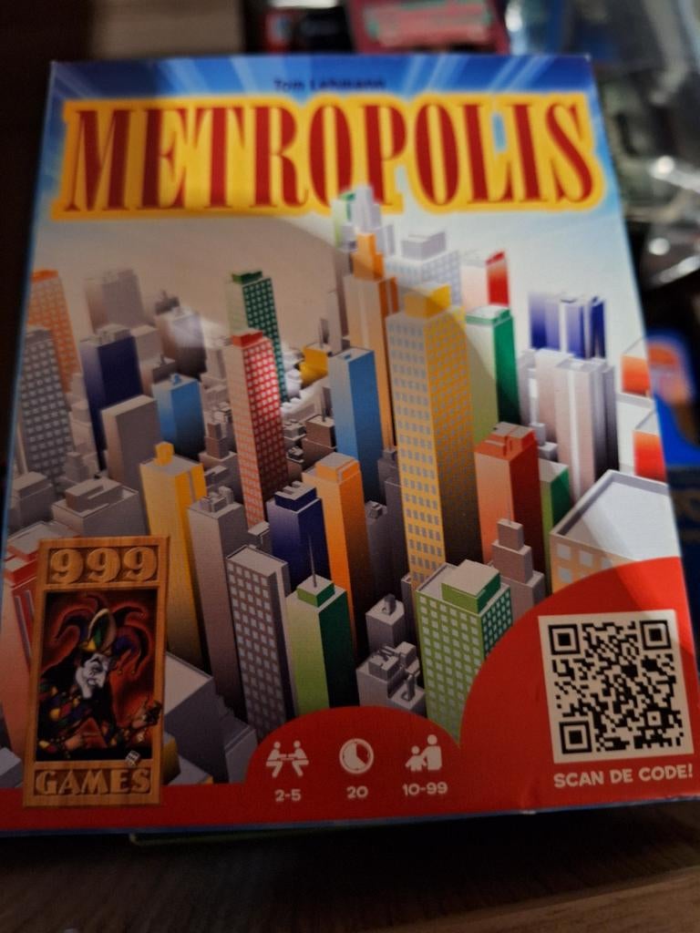 Metropolis Bordspel - 999 Games, Hobby en Vrije tijd, Gezelschapsspellen | Bordspellen, Vijf spelers of meer, Ophalen of Verzenden