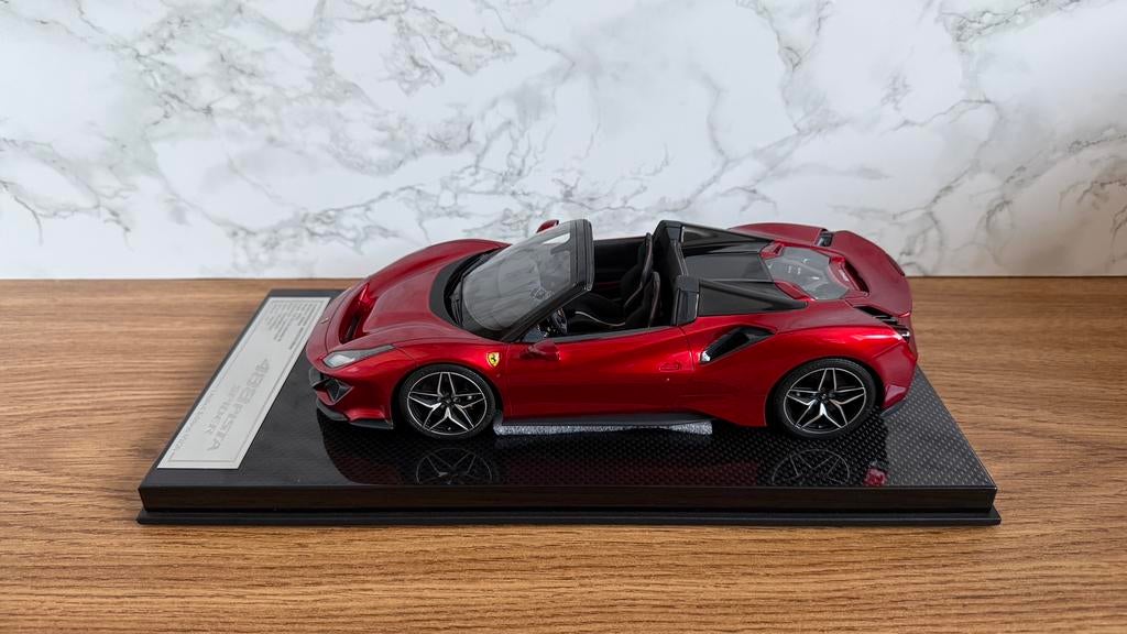 Dino Model DM Ferrari 488 Pista Spider Rosso Fuoco 1:18 1/18, Hobby en Vrije tijd, Modelauto's | 1:18, Ophalen of Verzenden, Zo goed als nieuw