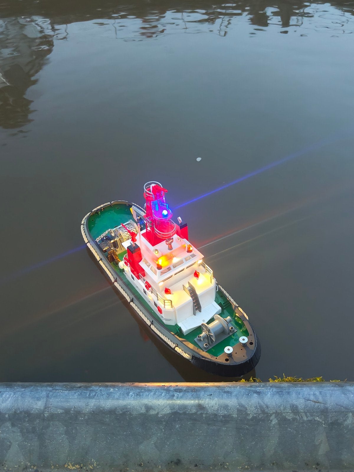 Heng Long 3810 RC sleepboot – uitgebreid geüpgraded, Ophalen of Verzenden, Zo goed als nieuw, 1:32 tot 1:50, Overige merken