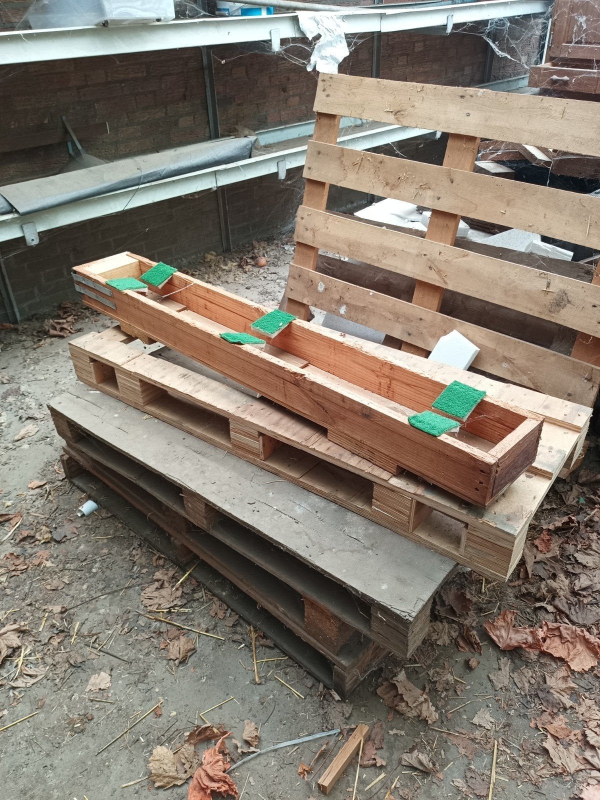 Houten glaskisten - 141,5x14x20 cm, Doe-het-zelf en Verbouw, Hout en Planken, Ophalen, Gebruikt, Overige typen, 50 mm of meer