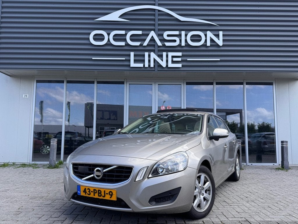 Volvo V60 2.0T Kinetic | Automaat | Schuifdak | Cruise | Nav, Auto's, Volvo, Bedrijf, Te koop, V60, ABS, Airbags, Airconditioning