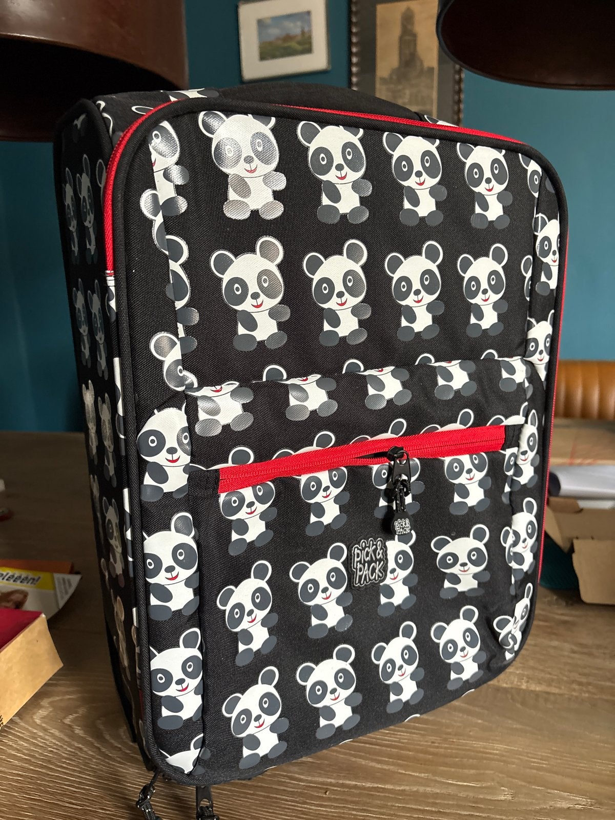 Leuke reiskoffer met panda's - Ideaal voor kinderen!, 40 tot 60 cm, Gebruikt, 20 tot 30 cm, Zwart