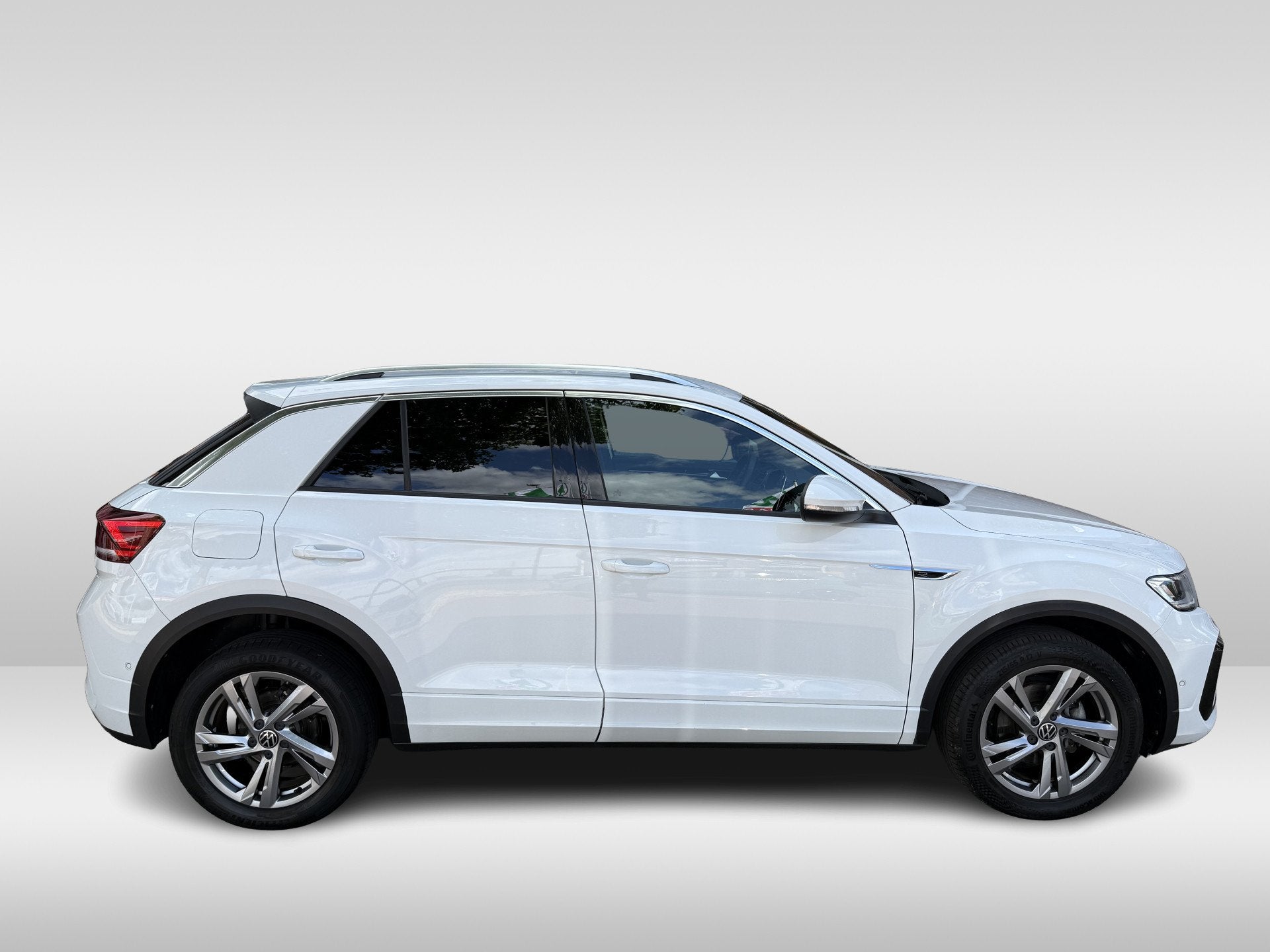 Volkswagen T-Roc 1.5 TSI R-Line | apple Carplay/Android Auto, Euro 6, 4 cilinders, 150 pk, Automatische klimaatregeling