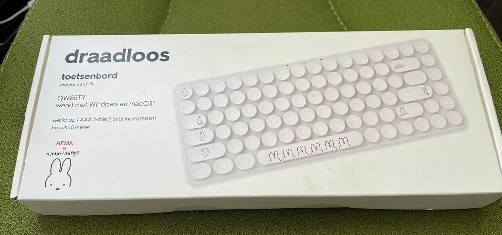 HEMA Nijntje Draadloos toetsenbord NIEUW!, Computers en Software, Toetsenborden, Nieuw, Qwerty, Draadloos, Ophalen of Verzenden