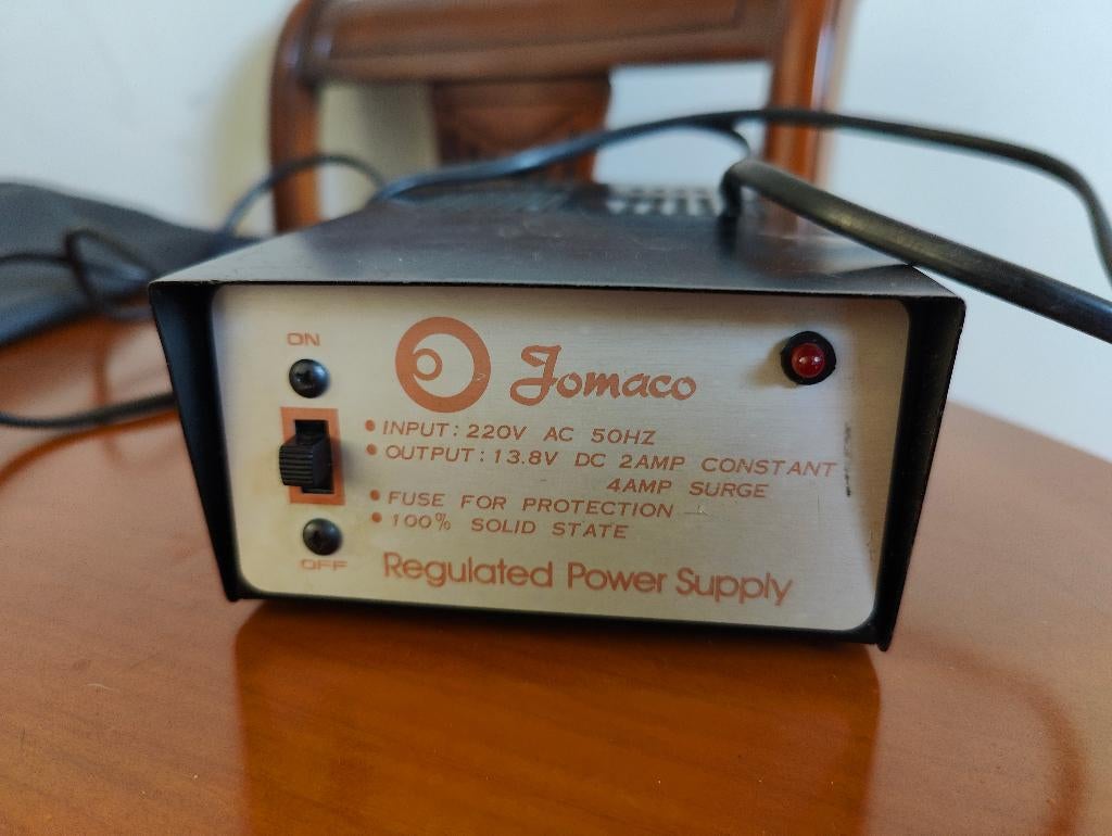 Jomaco Cb voeding - 13.8v 2 tot 4 amp, Telecommunicatie, Zenders en Ontvangers, Ophalen of Verzenden, Gebruikt
