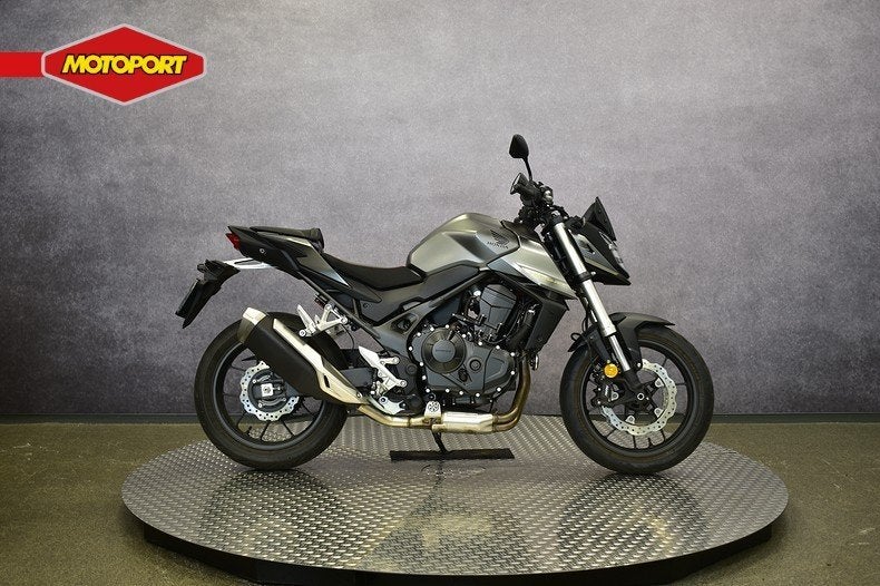 Honda CB 750 HORNET (bj 2024), Motoren, Info@motoportwormerveer.nl, Honda Motor Europe, Bedrijf, Crystal Bldng B-Unit B11.2 Rivium Blv200
2909 LK  Capelle aan den IJsel, NL