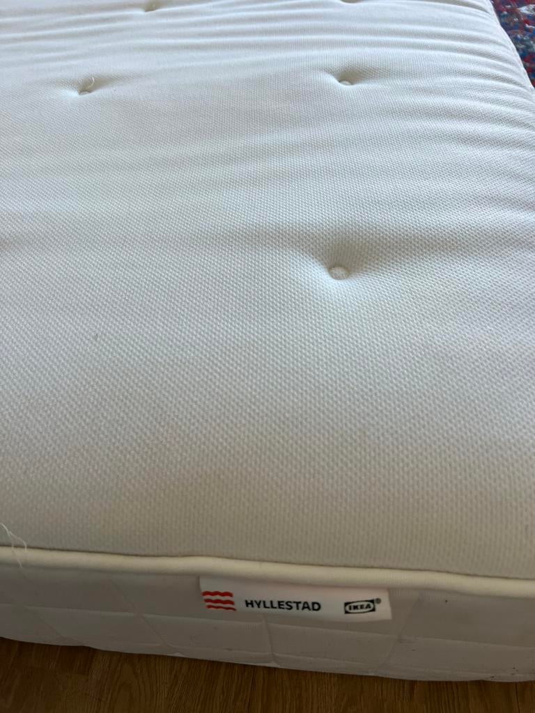 Ikea Hylesstad mattress 140x200, Huis en Inrichting, Slaapkamer | Matrassen en Bedbodems, Ophalen, Zo goed als nieuw, Tweepersoons