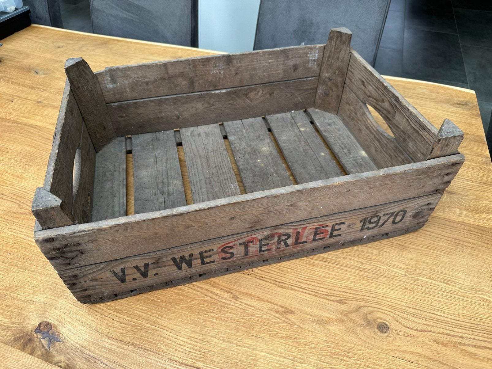 Oude houten krat VINTAGE, 1970 in goede staat, decoratie, Ophalen, Zo goed als nieuw, 50 tot 100 cm, Minder dan 50 cm