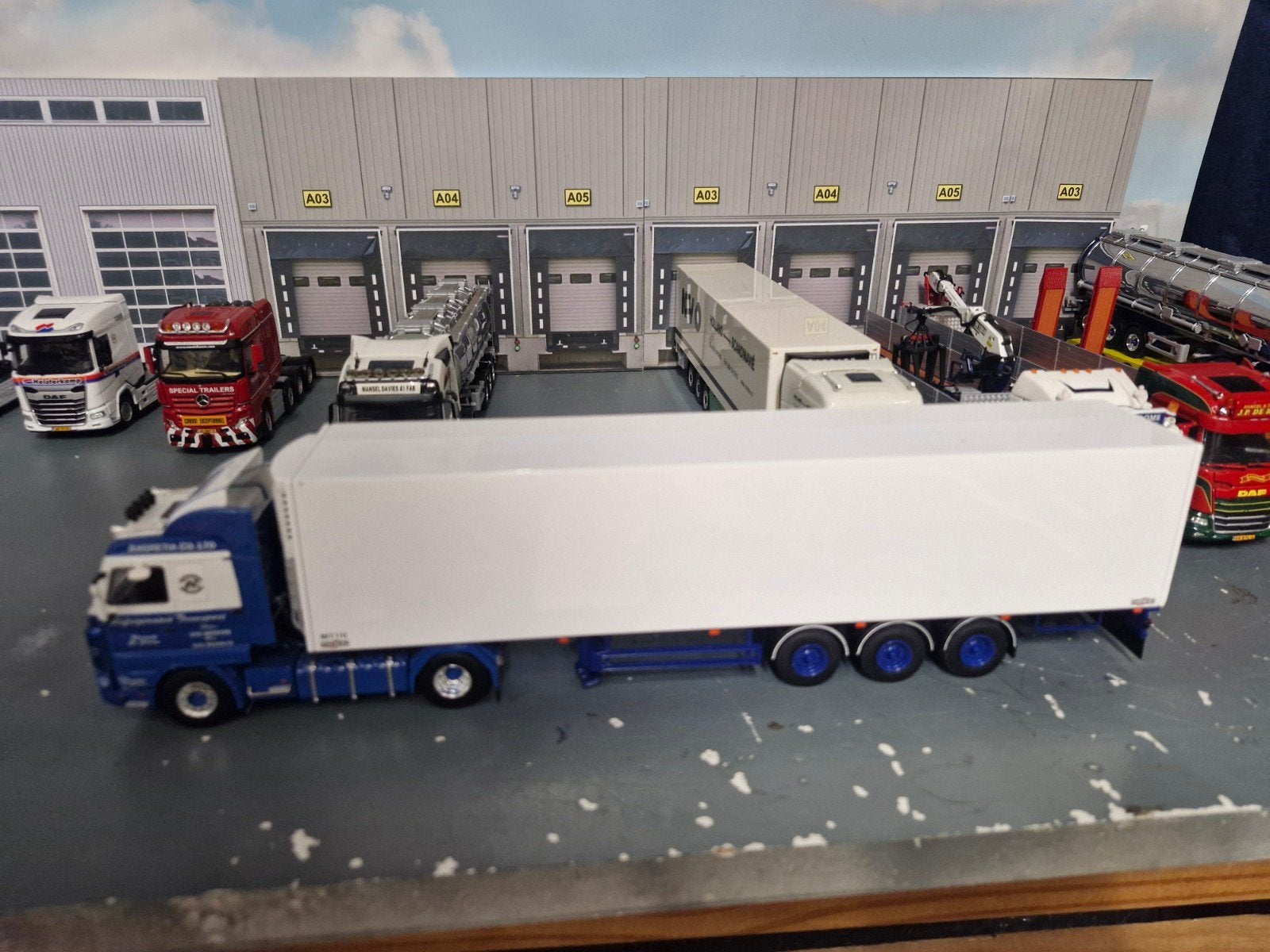 scania 143M met koeltrailer wsi, Ophalen of Verzenden, Zo goed als nieuw, Bus of Vrachtwagen, Wsi