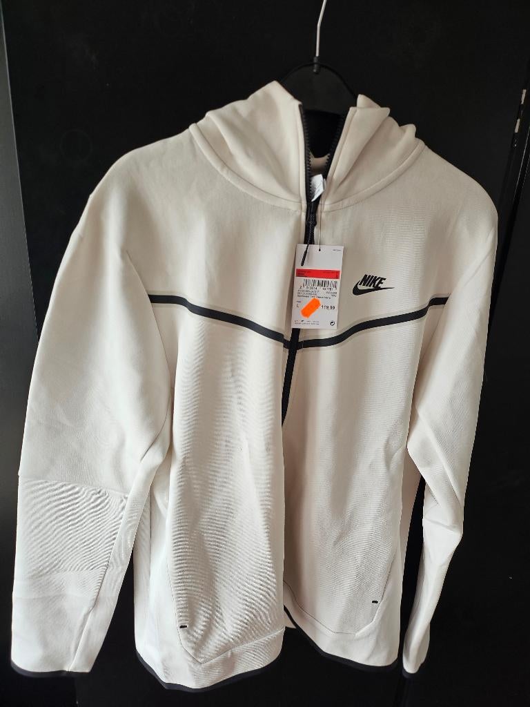 Nike tech fleece wit, Maat 52/54 (L), Wit, Nike, Nieuw