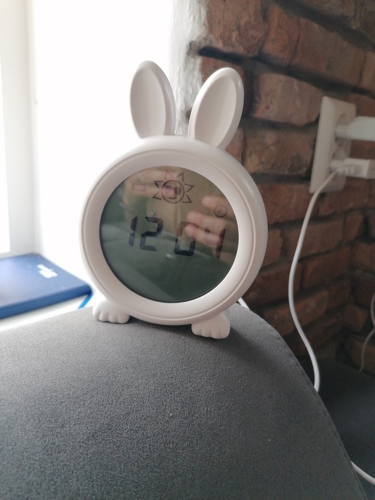 Kinderwekker / Slaaptrainer Konijn - Wit, Ophalen of Verzenden, Gebruikt, Digitaal