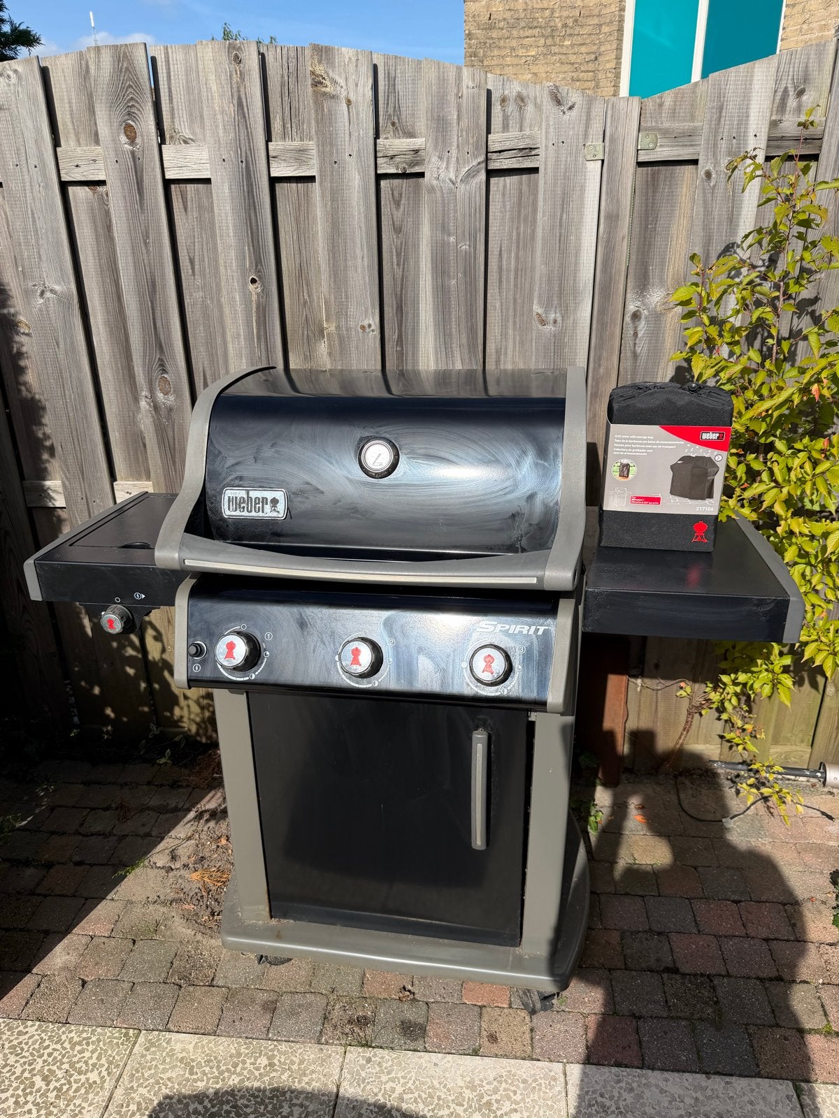 Weber Spirit gasbarbecue met hoes, Ophalen, Gebruikt