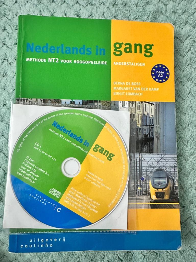 NT2 met CD, Boeken, Ophalen, Zo goed als nieuw