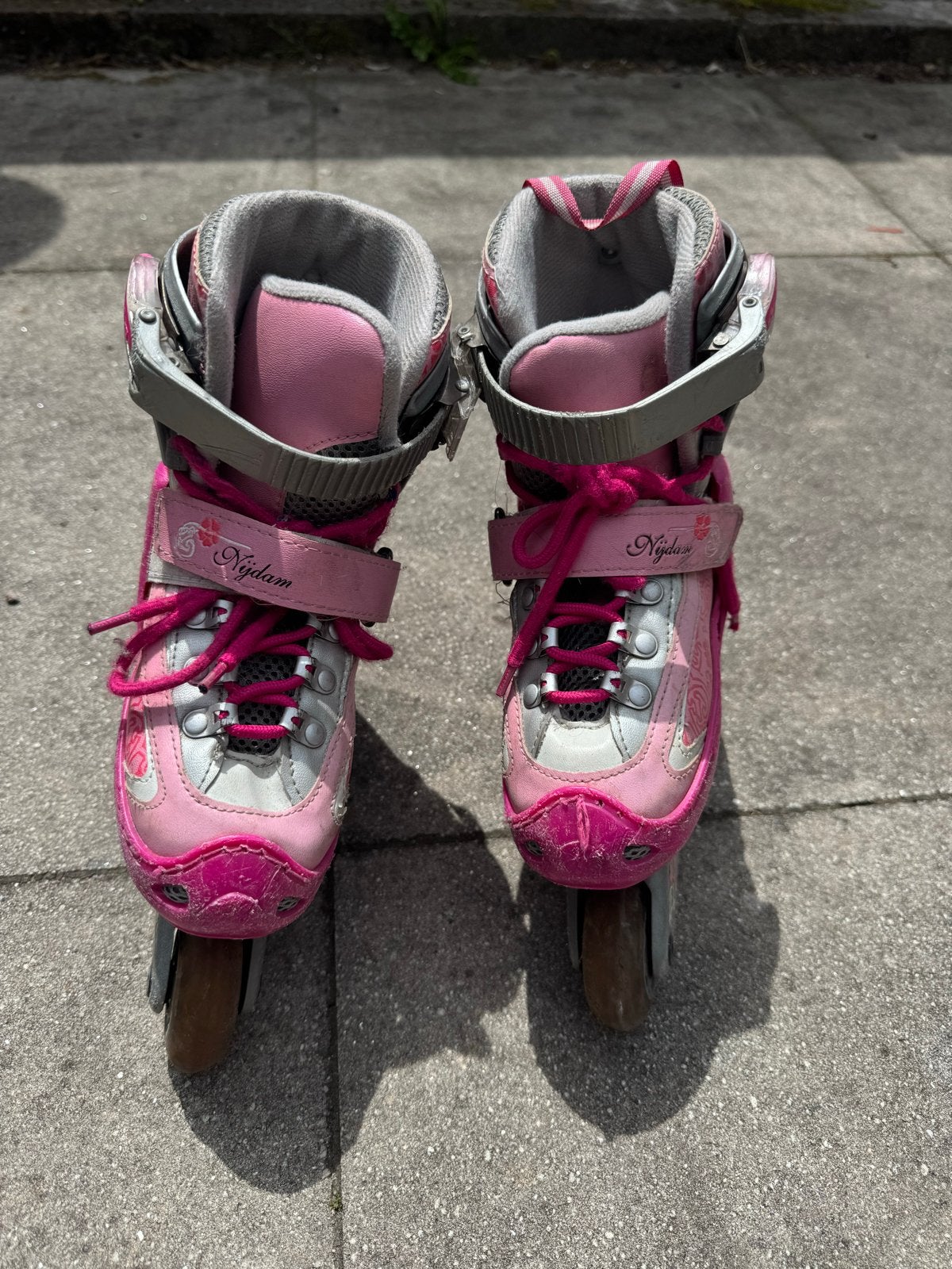 Nijdam verstelbare rolschaatsen - roze/grijs (maat 30-33), Ophalen, Gebruikt, Overige typen, Nijdam