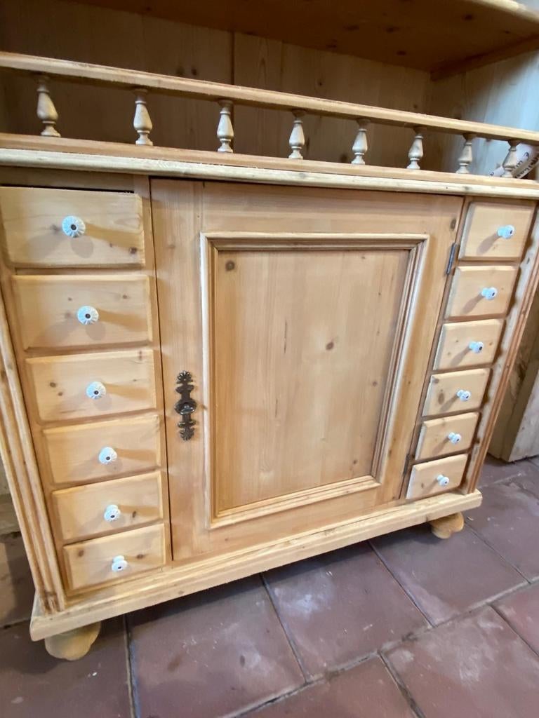 Oud grenen kast servieskast ladekast buffetkast, Ophalen