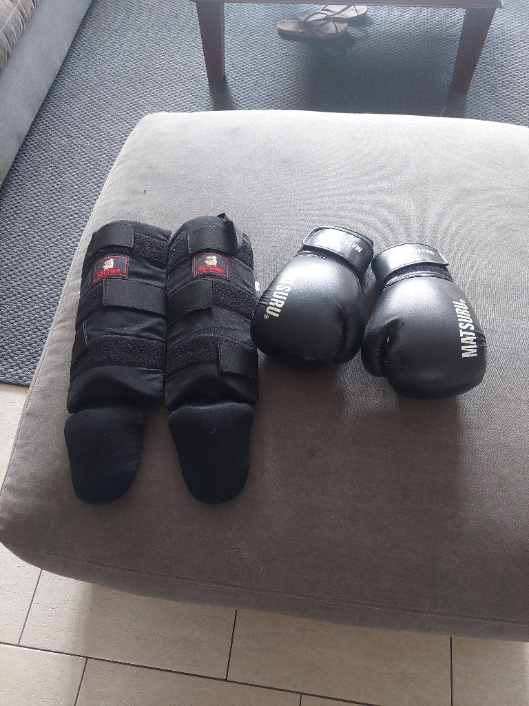 Box handschoen, Ophalen, Zo goed als nieuw, Bokshandschoenen