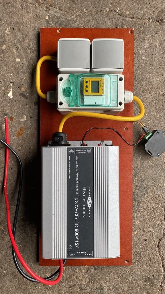 Inverter / omvormer TBS Powersine, Ophalen of Verzenden, Gebruikt