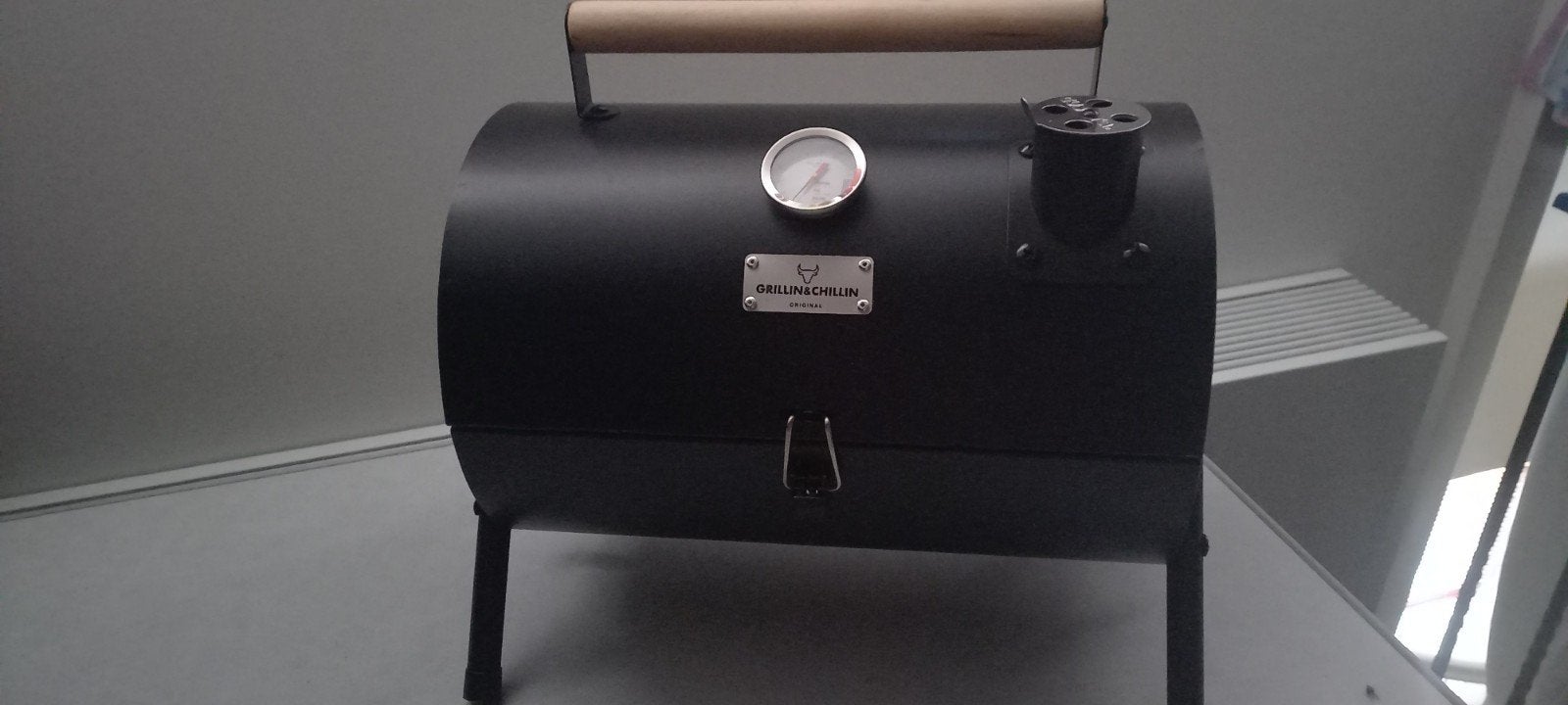 Gusta Bbq  Grill en Smoker met thermometer /zwart, Tuin en Terras, Ophalen of Verzenden, Nieuw, Gusta