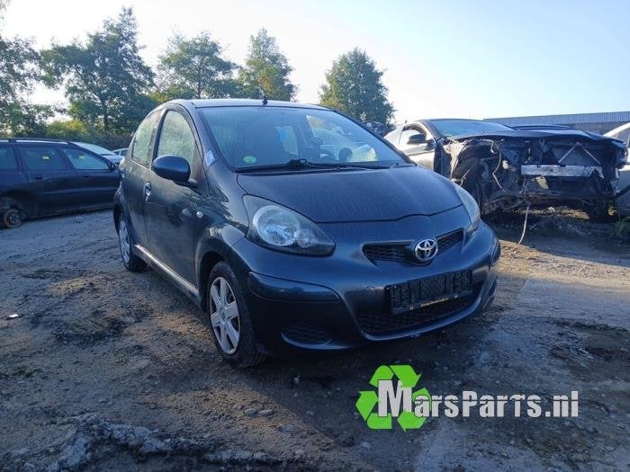 Schokdemperpoot rechts-voor van een Toyota Aygo, Gebruikt, -, -, Ophalen of Verzenden