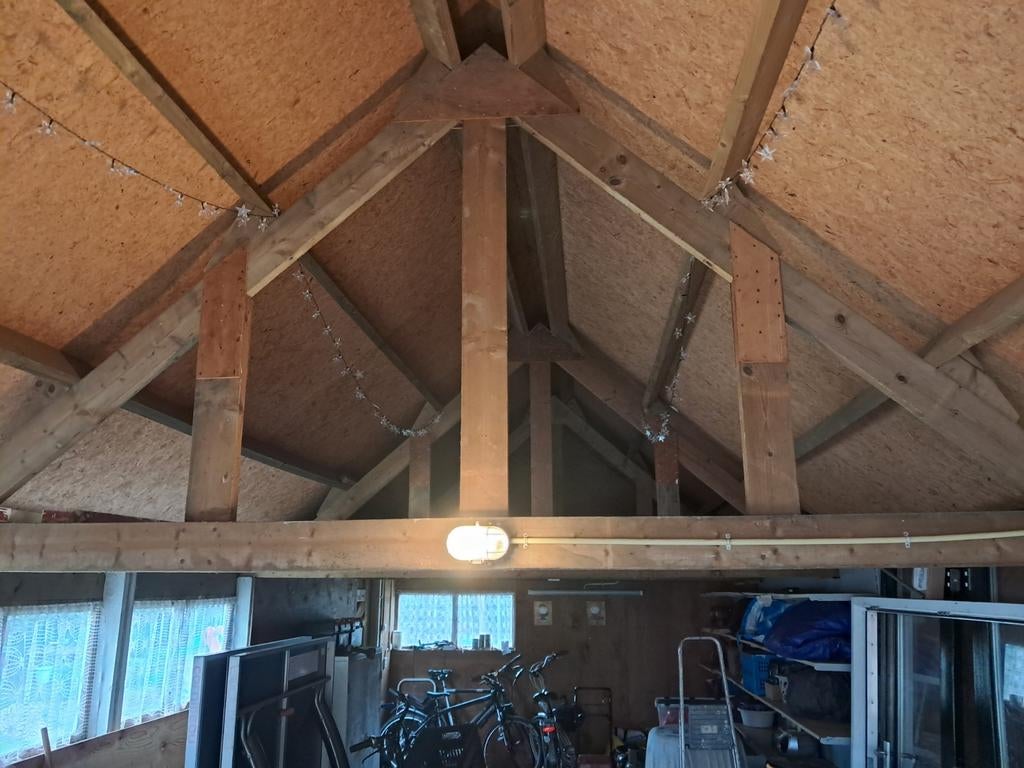 Dakspanten schuur, Doe-het-zelf en Verbouw, Hout en Planken, Ophalen, Overige houtsoorten, 50 mm of meer, Balk
