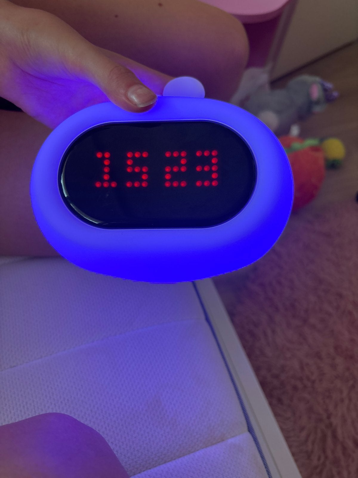 Leuke wekker met kleuren, geluiden, gezichtjes en nachtlampj, Ophalen, Nieuw, Digitaal