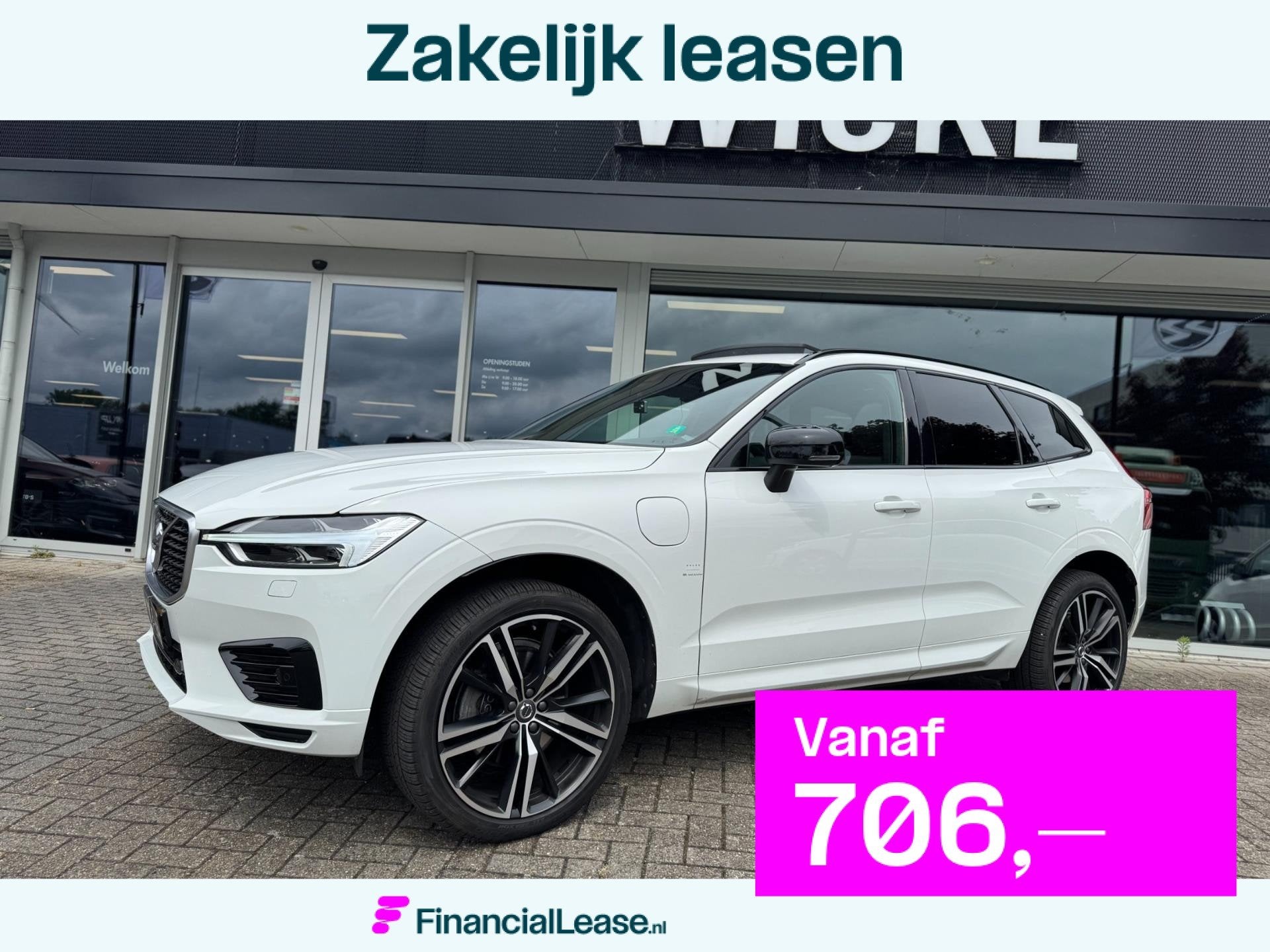 Volvo XC60 2.0 T8 Twin Engine AWD Inscription Pano Plug in C, Automaat, Dealer onderhouden, Gebruikt, 4 cilinders
