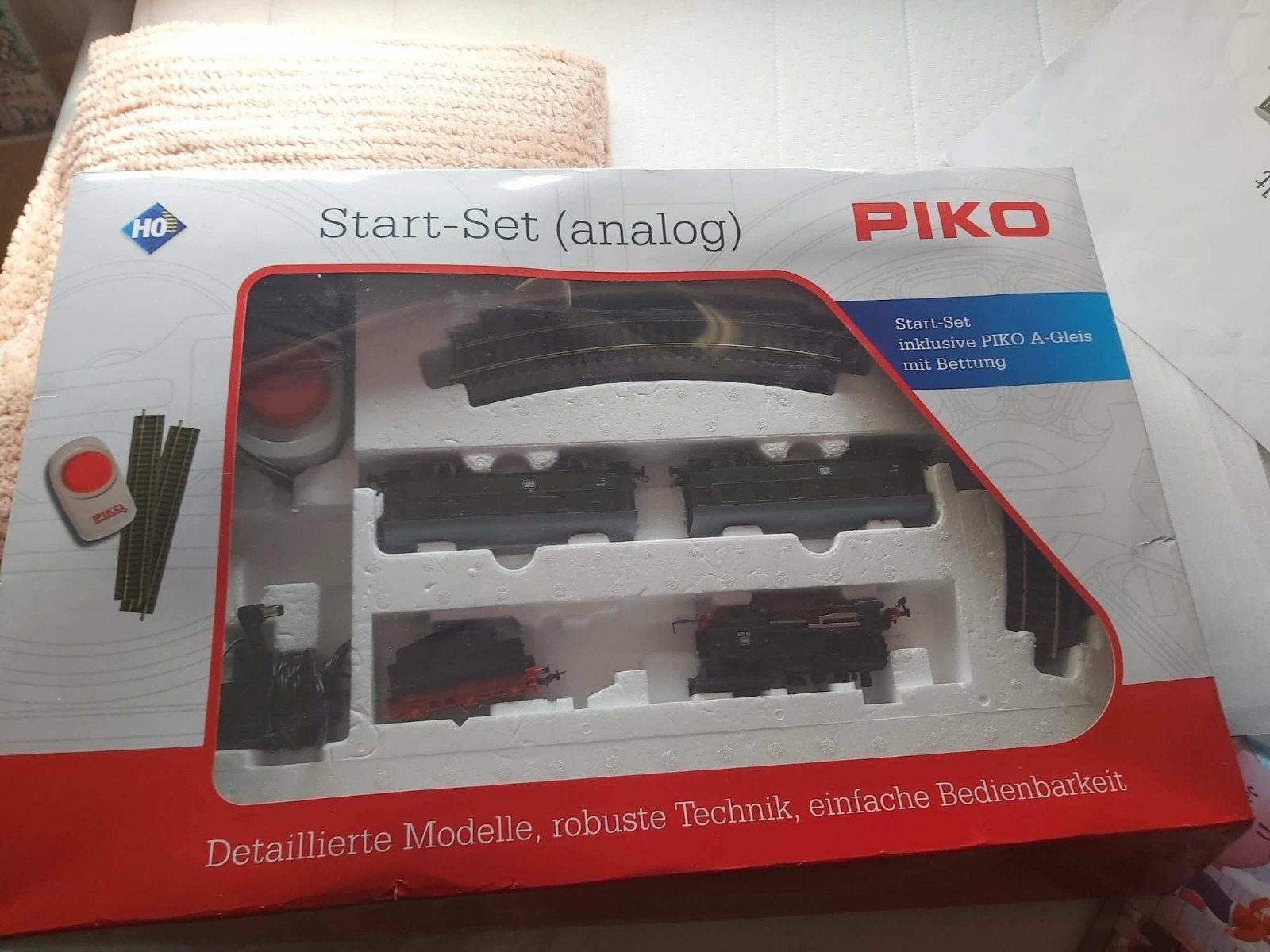 Piko H0 Startset (analoog) met stoomlocomotief en wagons, Hobby en Vrije tijd, Modeltreinen | H0, Ophalen, Treinset, Gelijkstroom