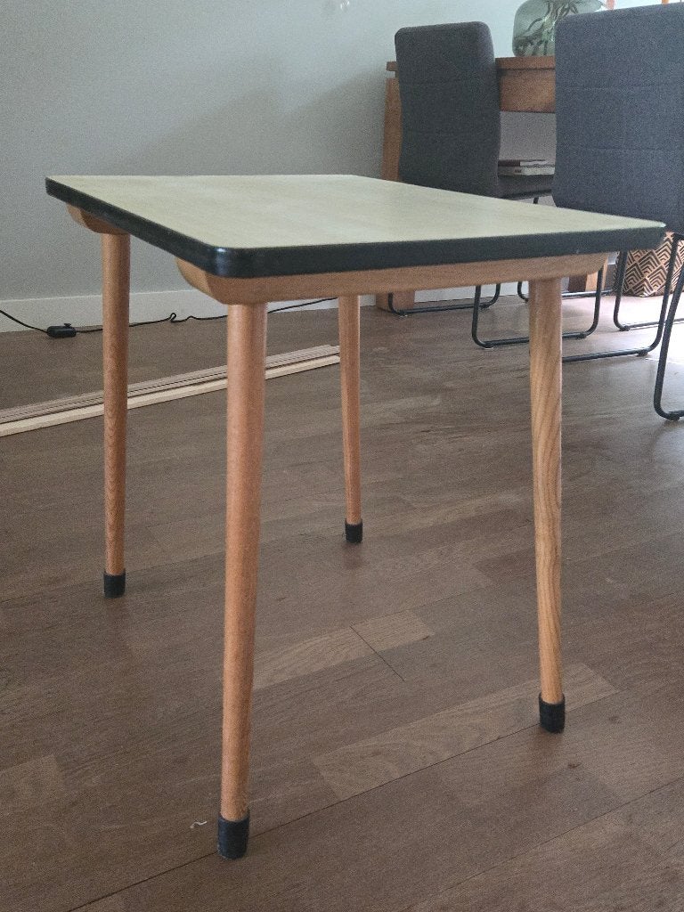 Vintage schooltafeltje, Kinderen en Baby's, Ophalen, Gebruikt, Tafel(s)