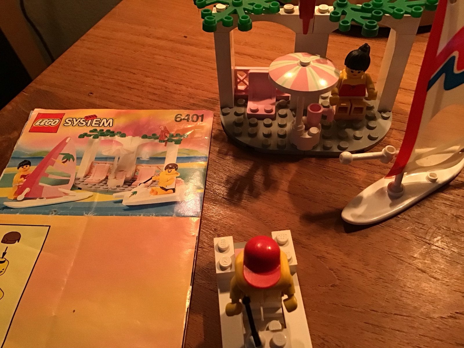 Lego System 6401: Strandhuisje met Windsurfer, Gebruikt, Overige thema's, Lego, Ophalen of Verzenden