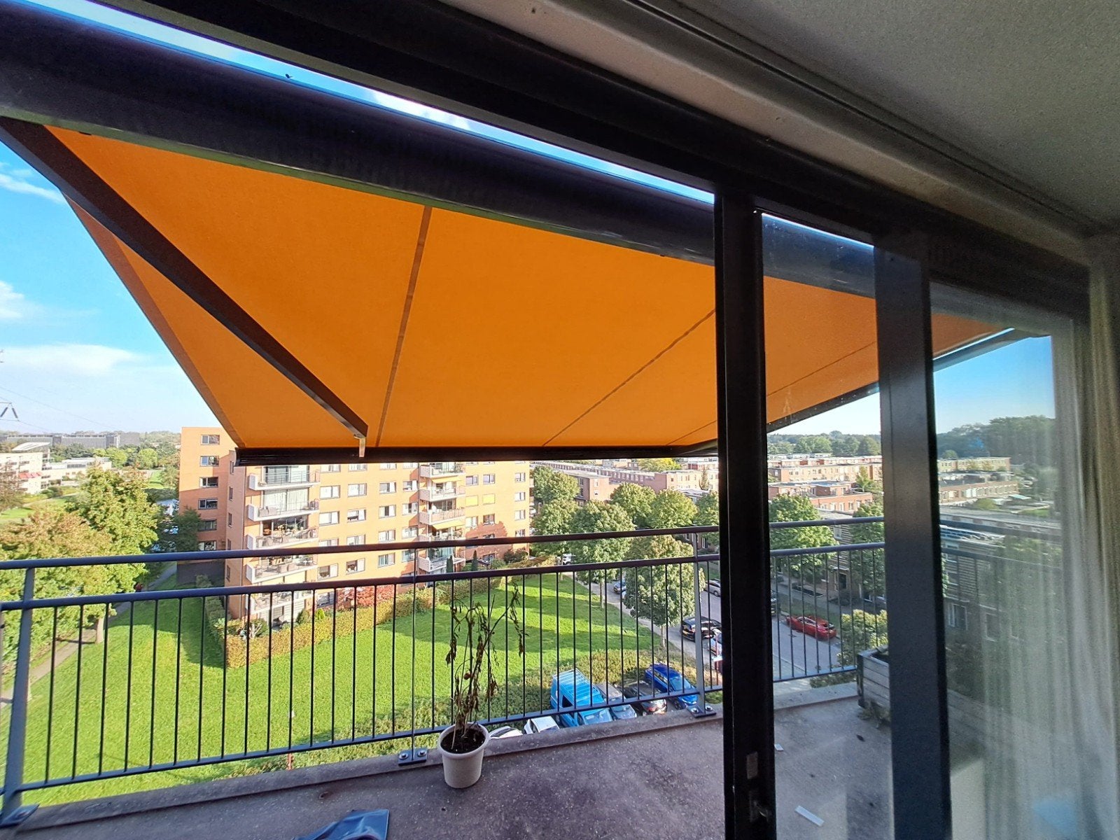 Zonnescherm 400x230 cm - Oranje Knikarmscherm, Tuin en Terras, Ophalen, Gebruikt, Knikarmscherm