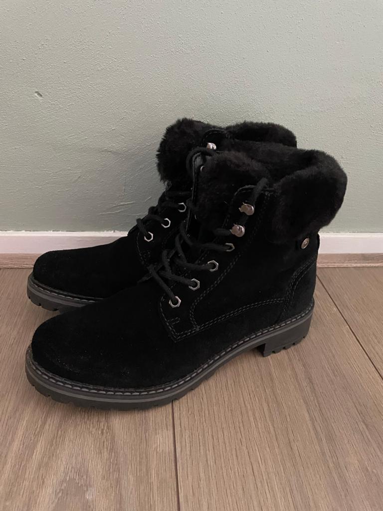 Zwarte veterboots dames maat 39, Kleding | Dames, Schoenen, Verzenden, Zwart, Lage of Enkellaarzen, Zo goed als nieuw