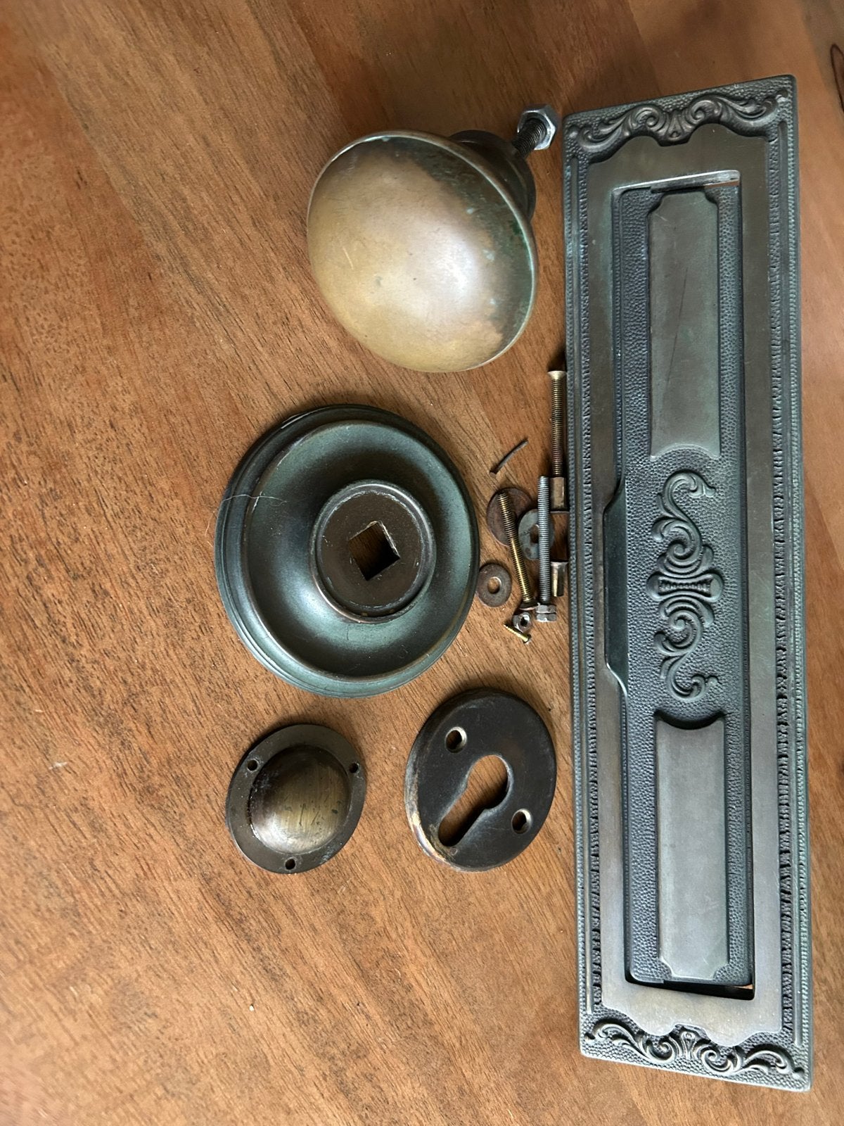 Vintage Deurbeslag Set - Klink, Slot en Brievenbusklep, Ophalen, Gebruikt, Koper of Messing, Overige typen