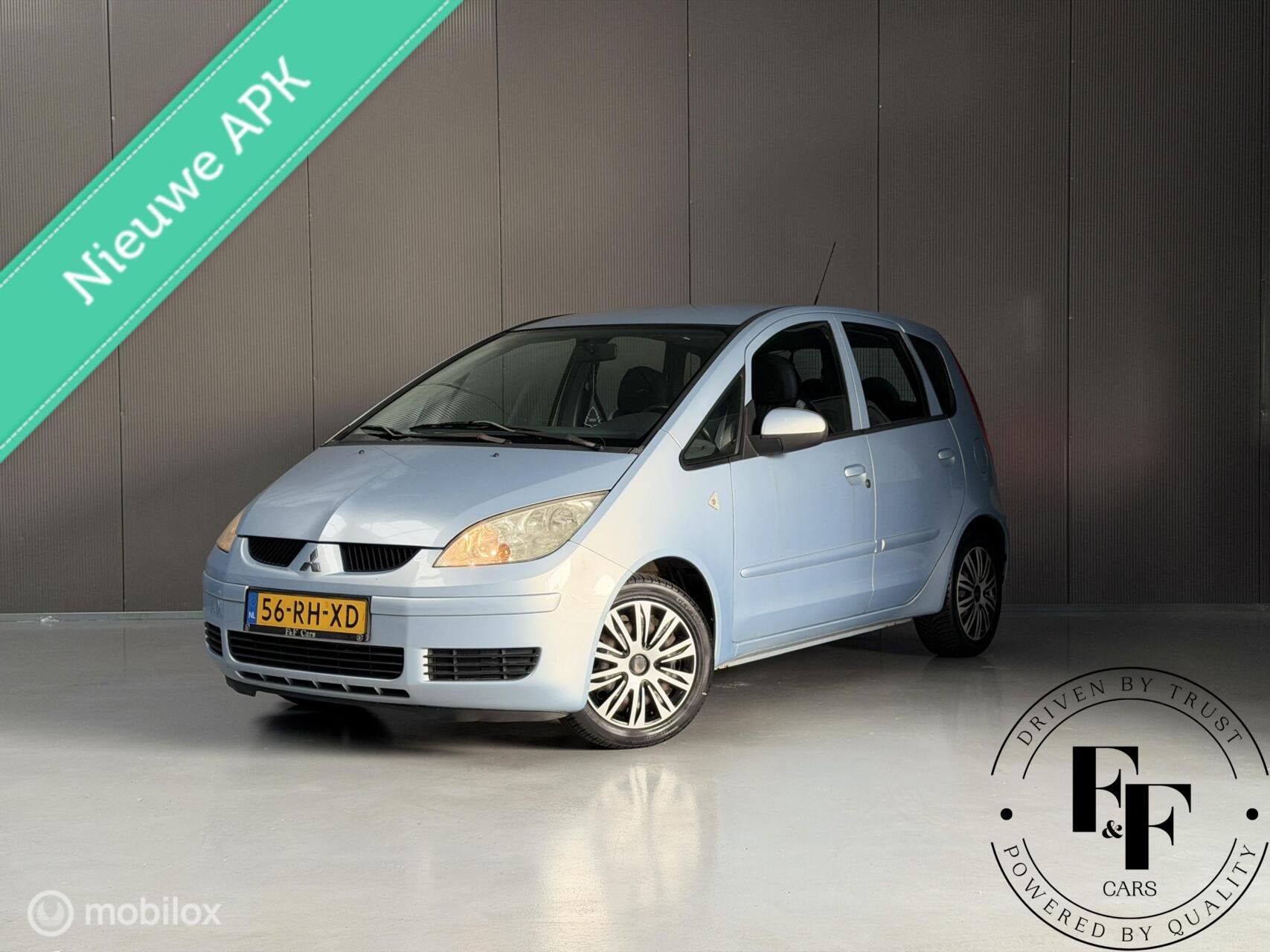 Mitsubishi Colt 1.3 Invite|5-Deurs|NAP|Nieuwe APK, Auto's, Stof, Gebruikt, 31 €/maand, Blauw