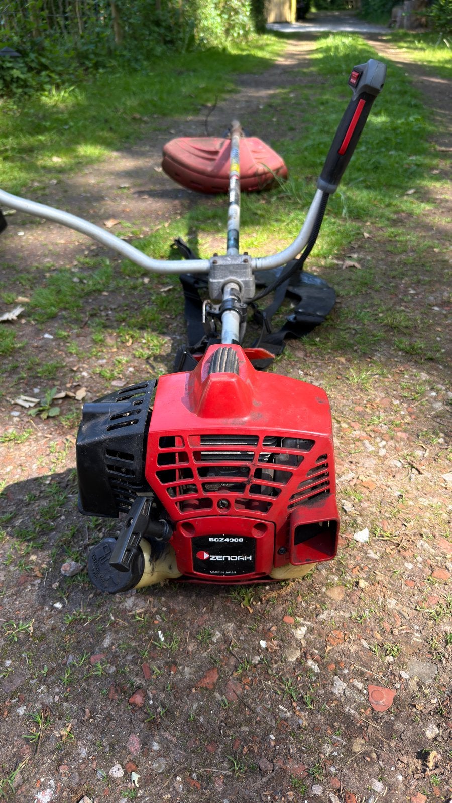 Zenoah BCZ4000 Benzine Bosmaaier - Krachtig - Met Harnas, Tuin en Terras, Ophalen, Gebruikt, 30 tot 50 cm, Benzine