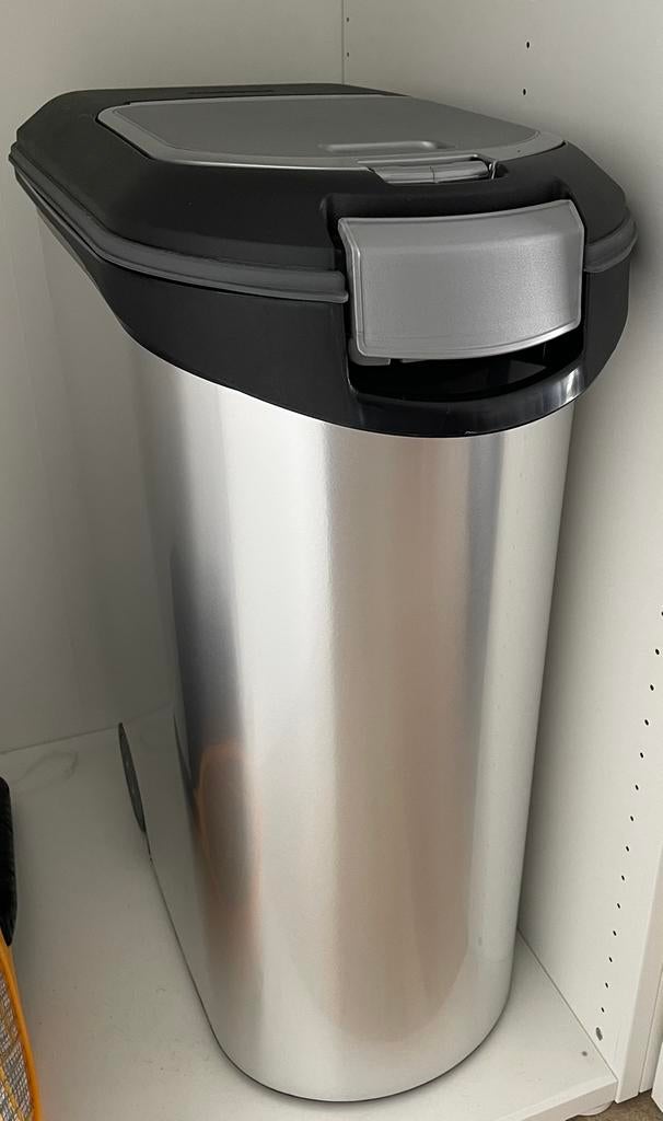Curver voedselcontainer, Ophalen, Zo goed als nieuw